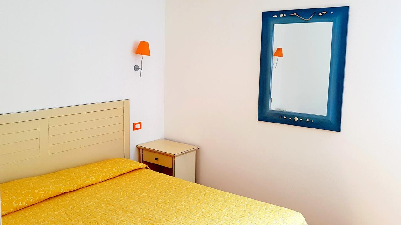 Hotel Villa Tramonto Direttamente Sul Mare سان فينتْشينسو المظهر الخارجي الصورة