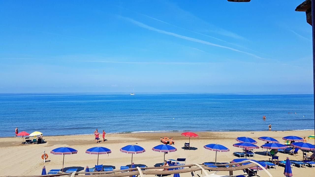Hotel Villa Tramonto Direttamente Sul Mare سان فينتْشينسو المظهر الخارجي الصورة